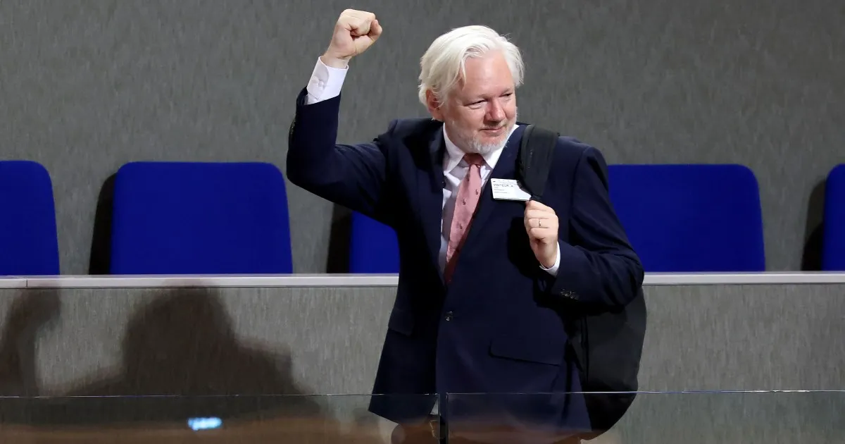 Julian Assange lämnar in klagomål mot Nobelstiftelsen för Machado-priset