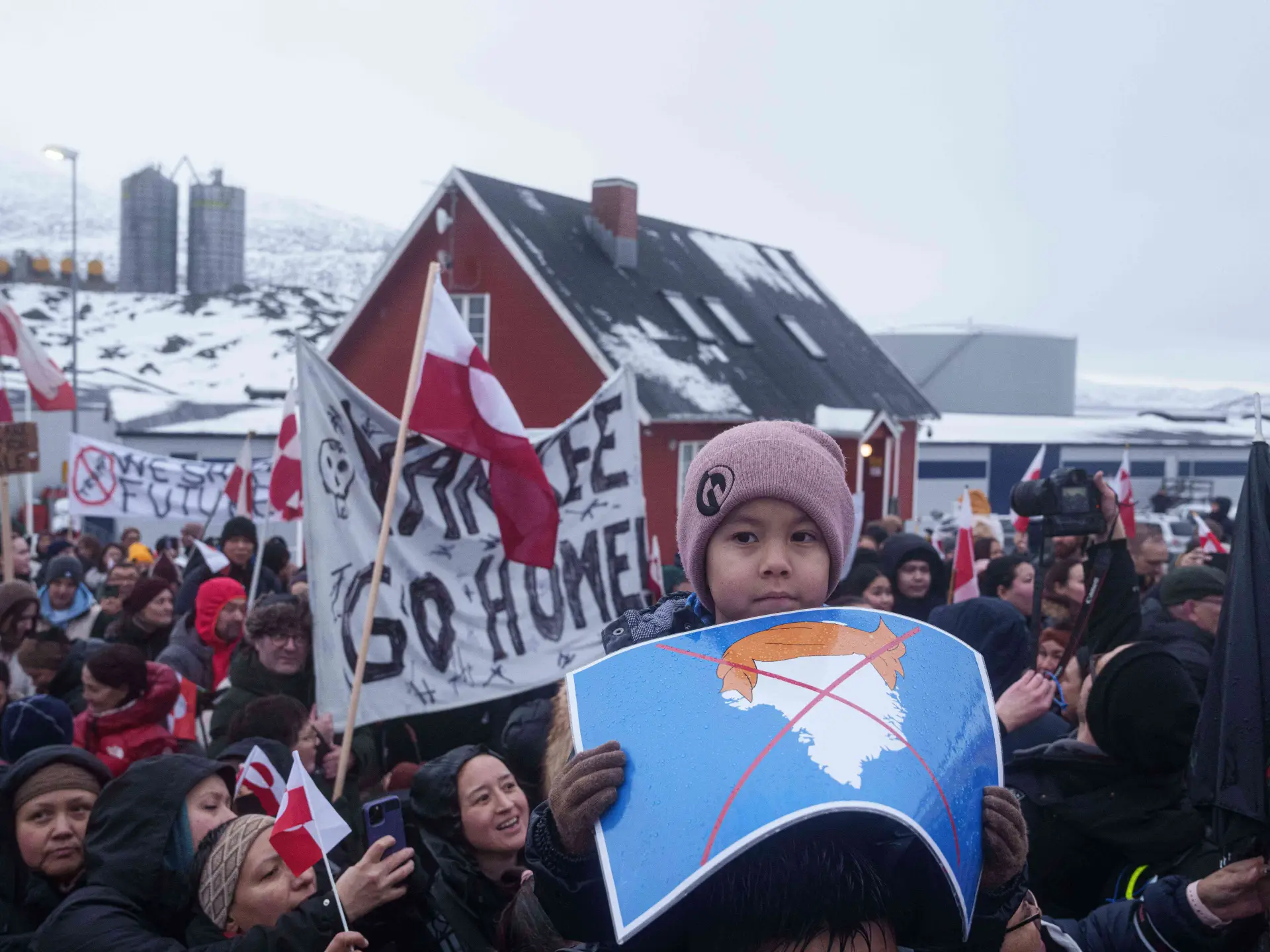 Trump lovar att lägga tullar på europeiska allierade över Grönland