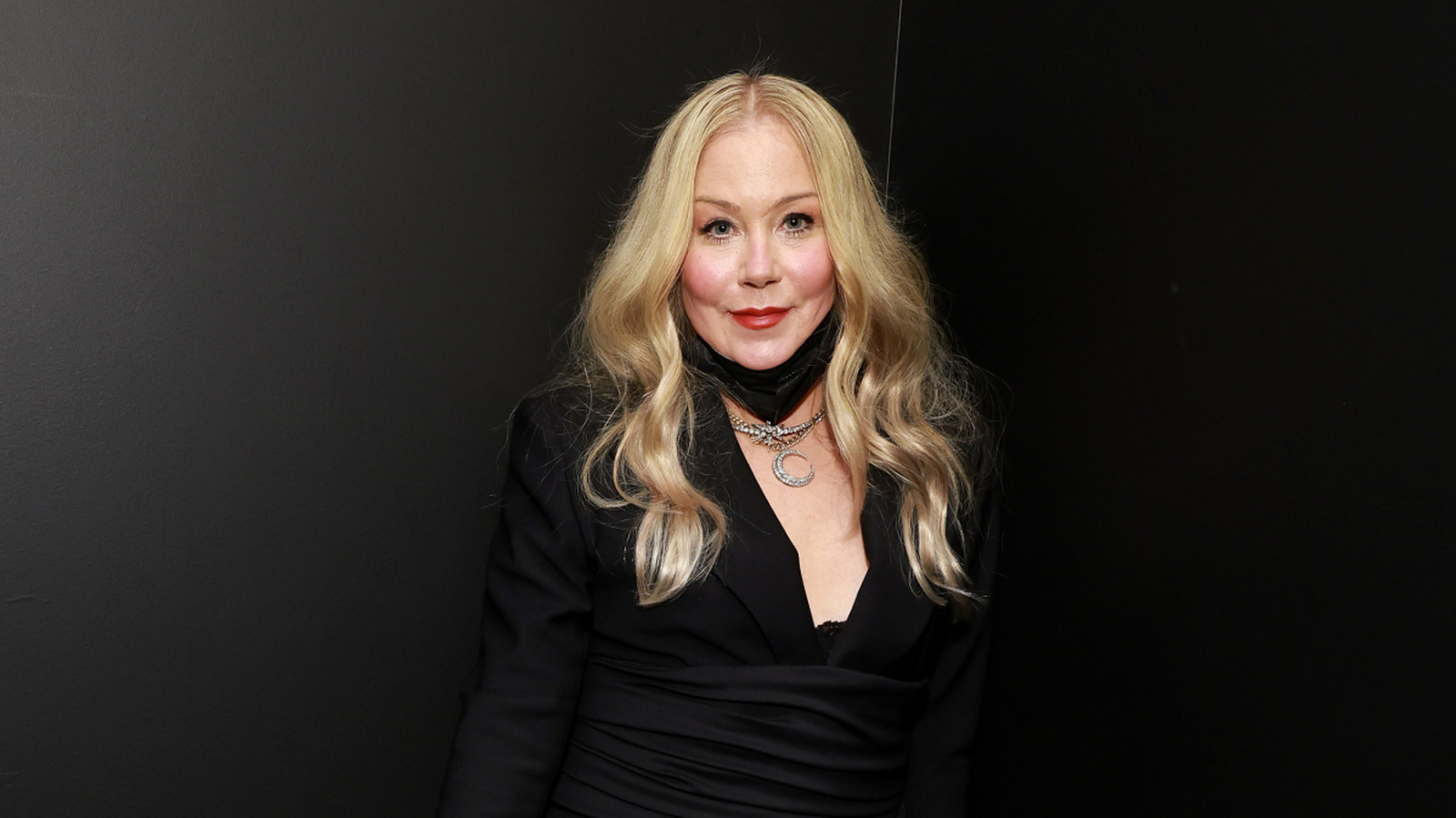 Christina Applegate köpte en gravplats mitt i sin MS. Kalla det morbid? Du behöver en verklighetskontroll