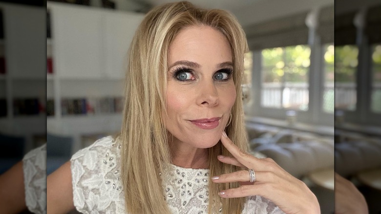 Cheryl Hines med lösfransar