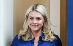 8 bilder på Karoline Leavitt utan hennes vanliga ansikte av smink