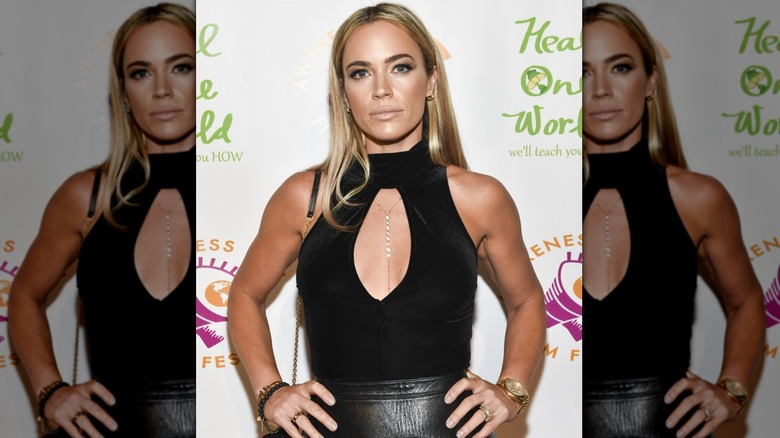 Teddi Mellencamp poserar