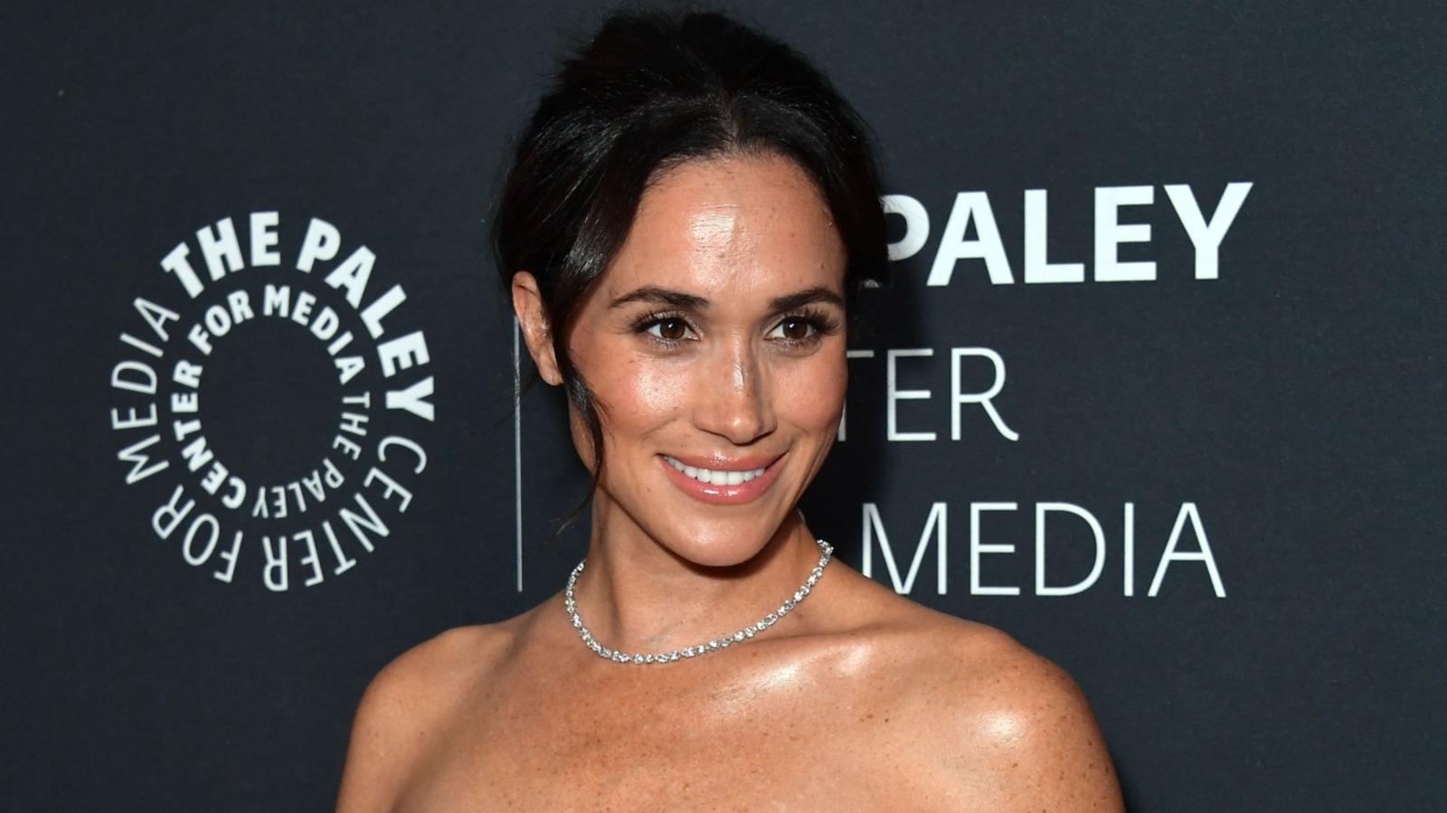 Meghan Markles bästa kläder i 40-årsåldern (hittills)