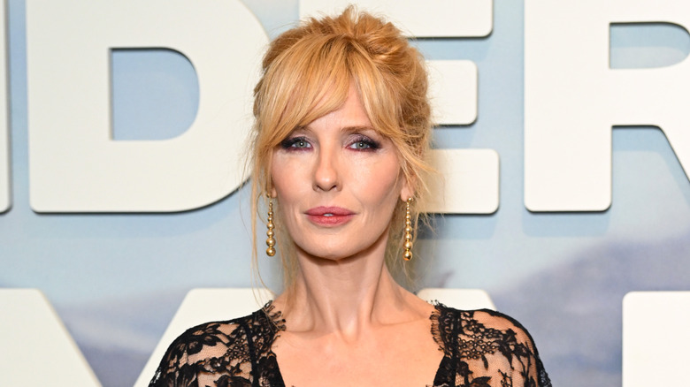 Skådespelaren Kelly Reilly med jordgubbsblont hår i januari 2026