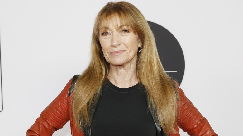 Jane Seymour poserar för kameran vid ett reklamevenemang