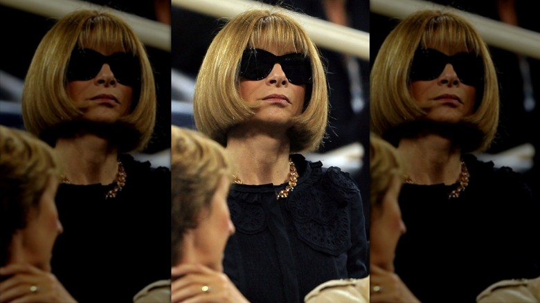 Anna Wintour med blont hår med solglasögon