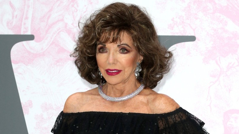 Joan Collins deltog i en fest i London 2019