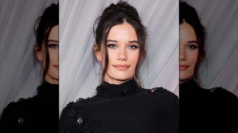 Ella Bleu Travolta på Fashion Trust Awards.