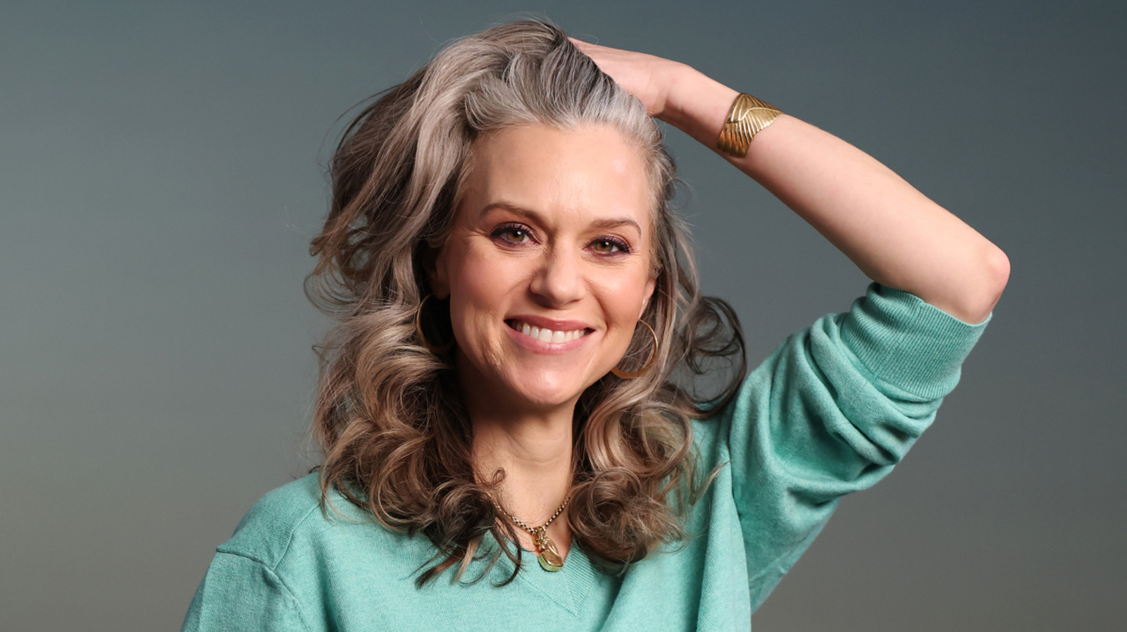 Hilarie Burton avfärdades som "för ung" för perimenopause men symtom kan börja tidigt