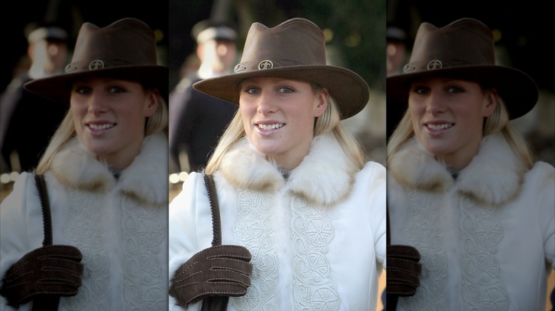 Zara Tindall efter juldagens gudstjänst 2004.