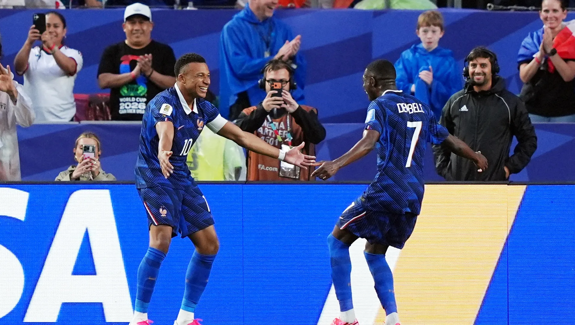 Frankrike vs Sverige: VM:s åttondelsfinal – Mbappe, förutsägelse, laguppställningar