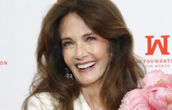 70-talets Wonder Woman-stjärna Lynda Carter älskar denna ikoniska mascara