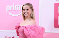 Reese Witherspoons stämning förändras totalt när hon byter ut sitt ikoniska blonda hår mot brunett