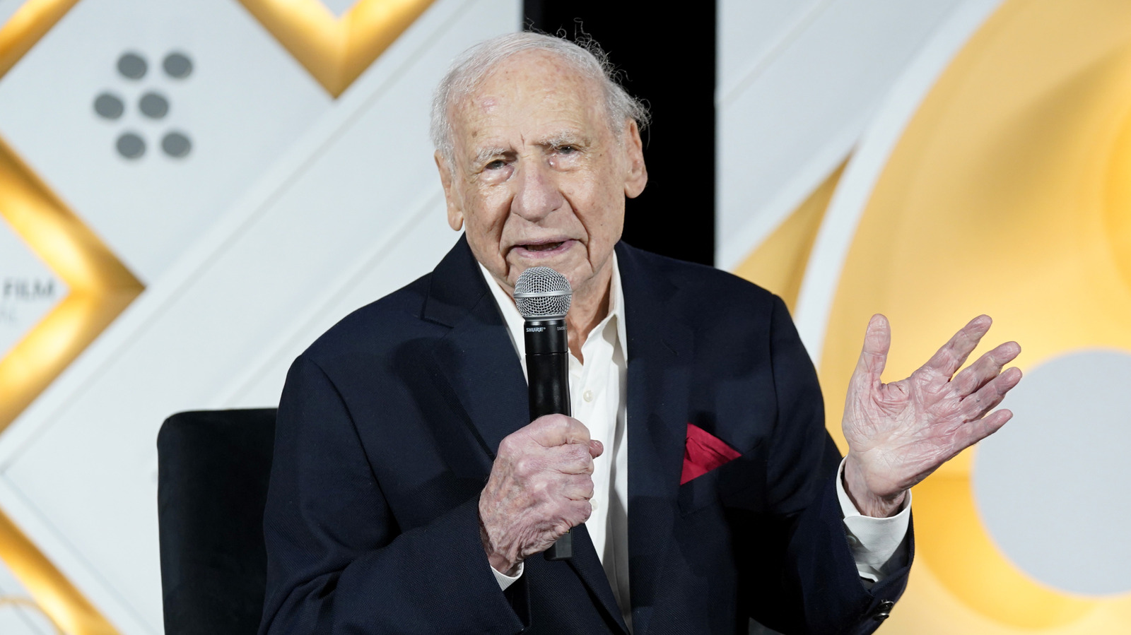 Mel Brooks hemlighet för att leva till 100 är ett garanterat leende