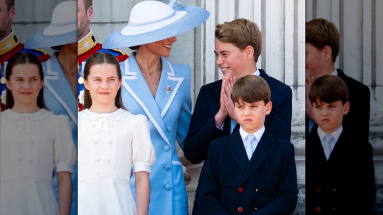 Kate Middleton i juni 2026 med Charlotte, Louis och George