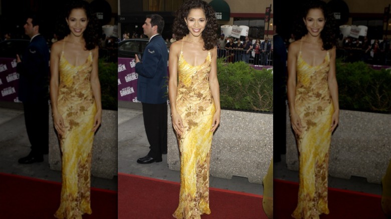 Sherri Saum poserar på Daytime Emmy Awards 2002