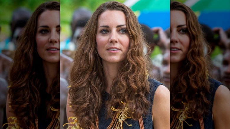Kate Middleton under en resa till Salomonöarna 2012.