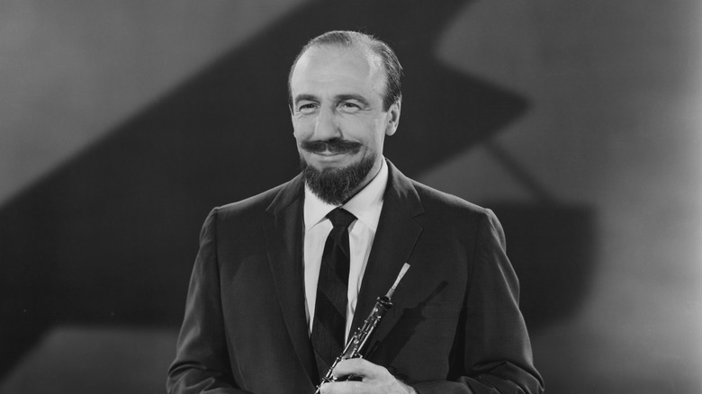Mitch Miller uppträder