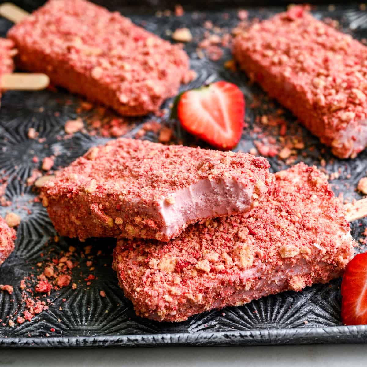Hemlagad Strawberry Shortcake Ice Cream Bars