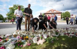 Svensk polis identifierar 17-årig flicka som offer i skolsvärdsattack