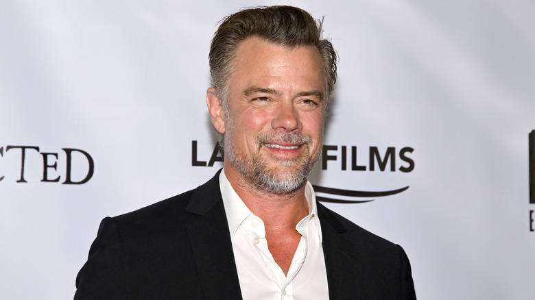 Josh Duhamel ler