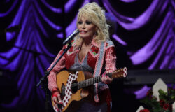 Dagens citat av Dolly Parton: ”Du behöver inte vara en häftig skönhet för att…”