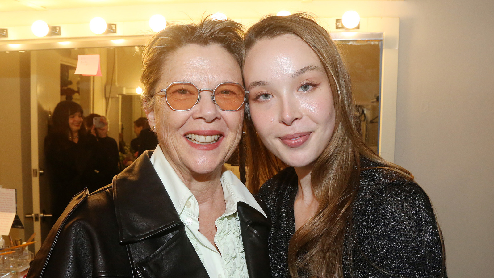 Annette Benings dotter Ella Beatty blir en superstjärna på röda mattan: hennes bästa utseende