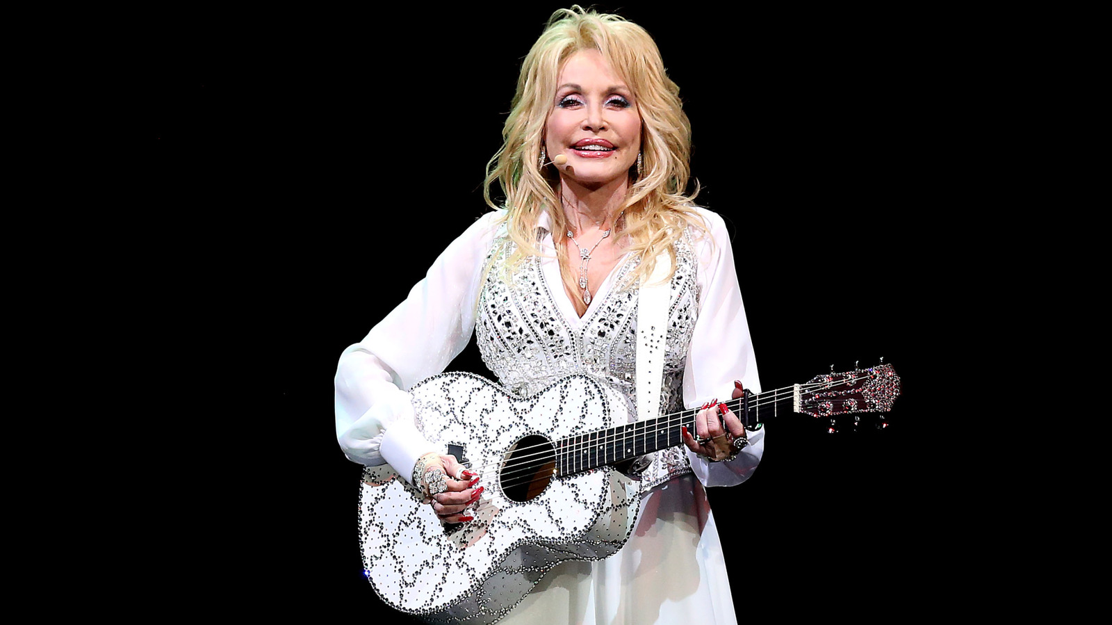 Vårdgivarens utbrändhet är verklig — Dolly Parton lärde oss den svåra sanningen att känna igen det