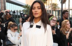 Dagens citat av Shay Mitchell: ’Det är tufft att vara tjej. Jag tror att vi behöver allt…’