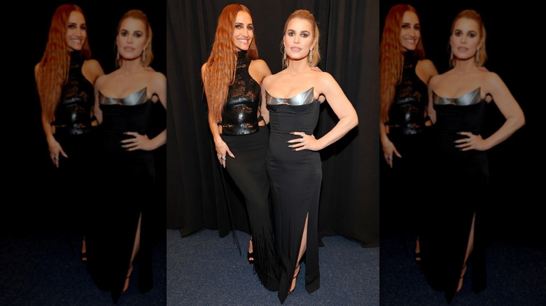 Jessica Simpson med syster Ashlee backstage på MTV Video Music Awards 2025