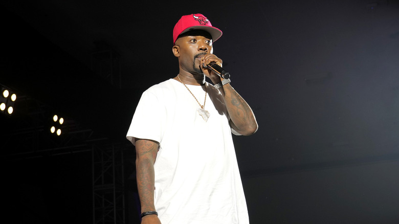 Ray J uppträder