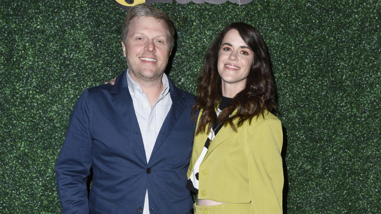 Matt Newell och Mary Holland deltar i LA Special Screening av IFC Midnight's GREENER GRASS på Montalban Theatre den 14 oktober 2019 i Los Angeles, Kalifornien.