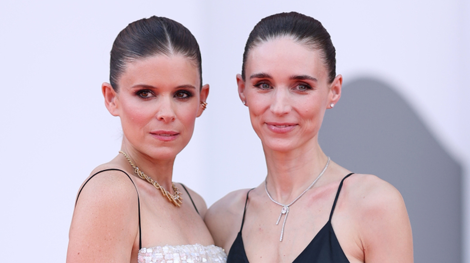 9 gånger Hollywoods mest kända systrar bedövade tillsammans på röda mattan