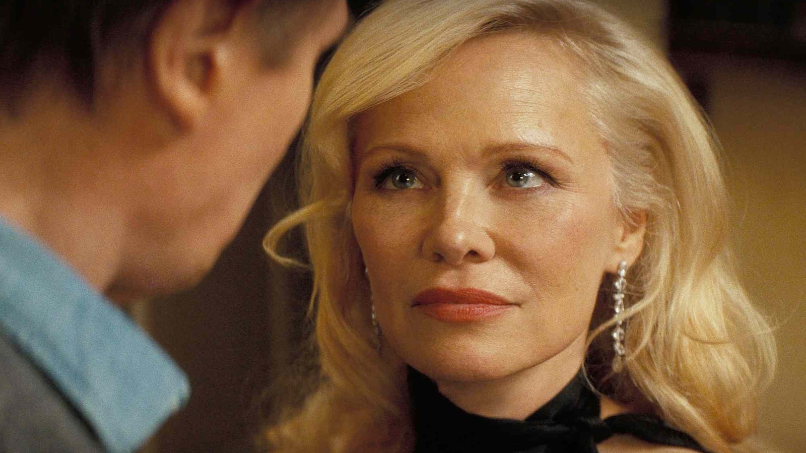 7 makeuplooks inspirerade av Pamela Andersons häftigaste karaktärer