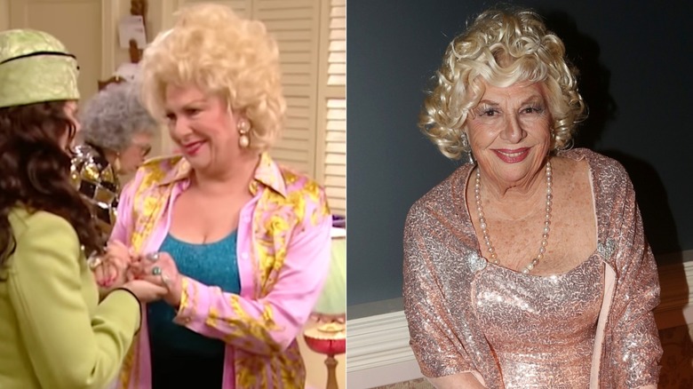 Delad bild av Renée Taylor på The Nanny och poserar backstage kl "Mitt liv på diet" på Teatern i St Clements kyrka den 9 september 2018.