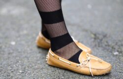 Låt oss avgöra den stora modedebatten hösten 2026: Är Sperry Boat Shoes slut eller trendiga?