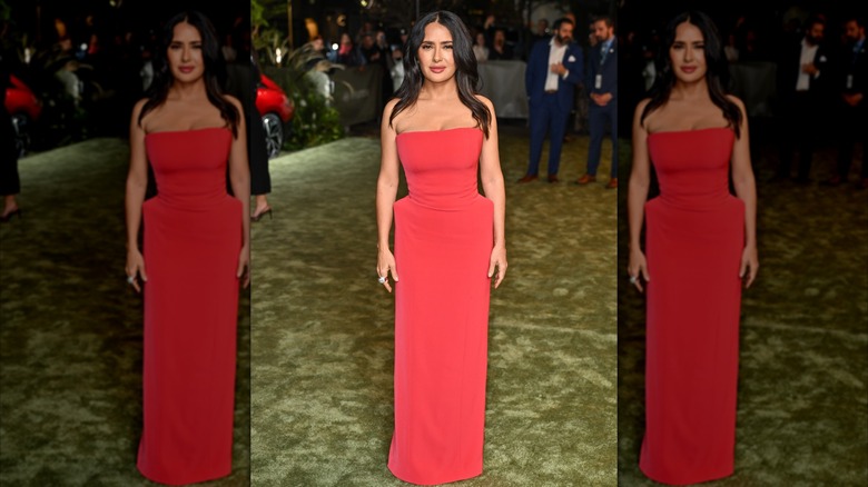 Salma Hayek kommer till den 14:e årliga WSJ Magazines Innovator Awards på Museum of Modern Art i New York City i oktober 2024