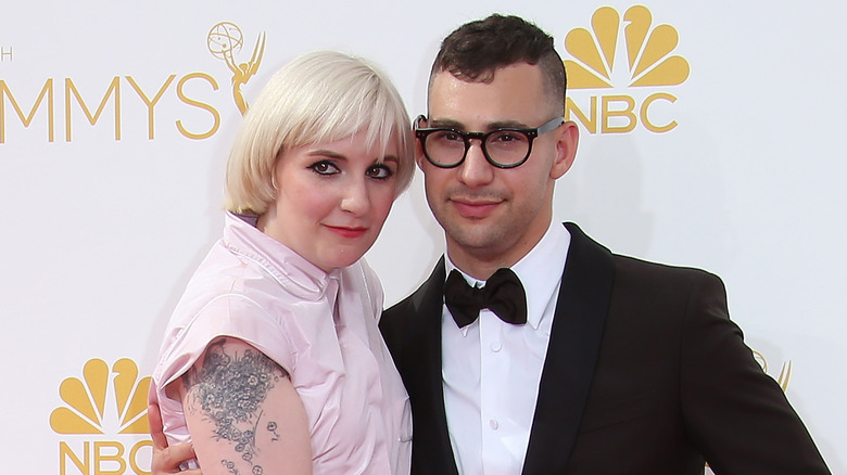 Jack Antonoff och Lena Dunham ler