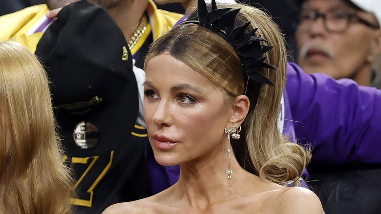 Kate Beckinsale vid ett sportevenemang