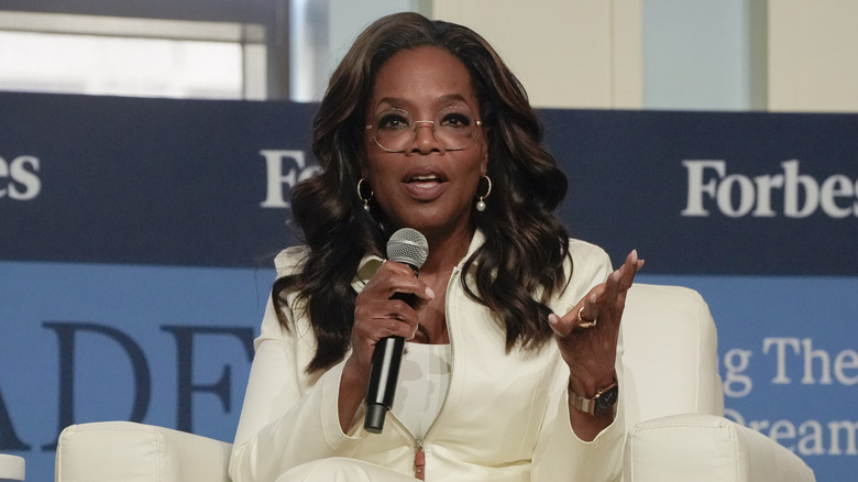 Oprah Winfrey pratar