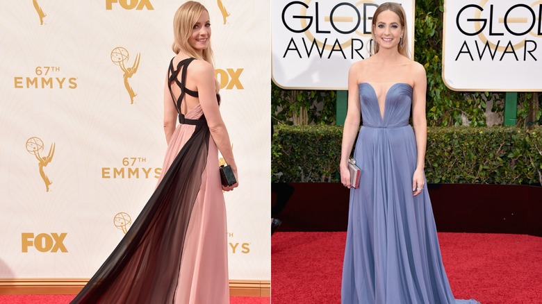 (L) Joanne Froggatt klädd i en rosa och svart klänning vid 2015 års Emmy Awards; (R) Joanne Froggatt bär en blå klänning vid Golden Globe Awards 2016