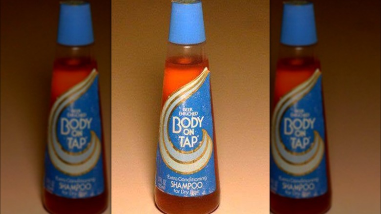 En flaska Body on Tap-schampo.